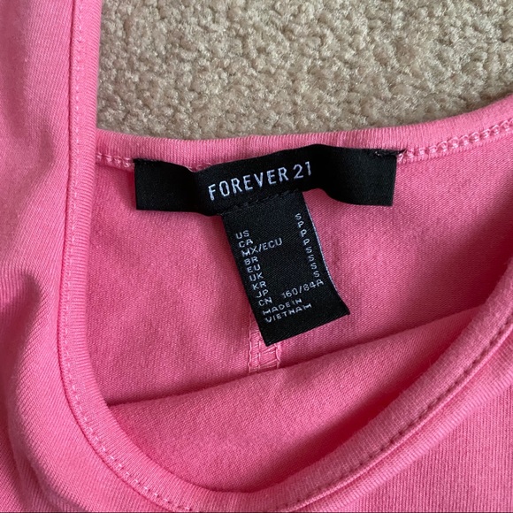 ✨ Pink Body Con Dress - Picture 3 of 7